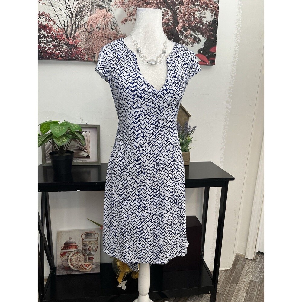 The Limited True Wrap Dress Size S Geometric Blue White Knit Stretch Tie Waist